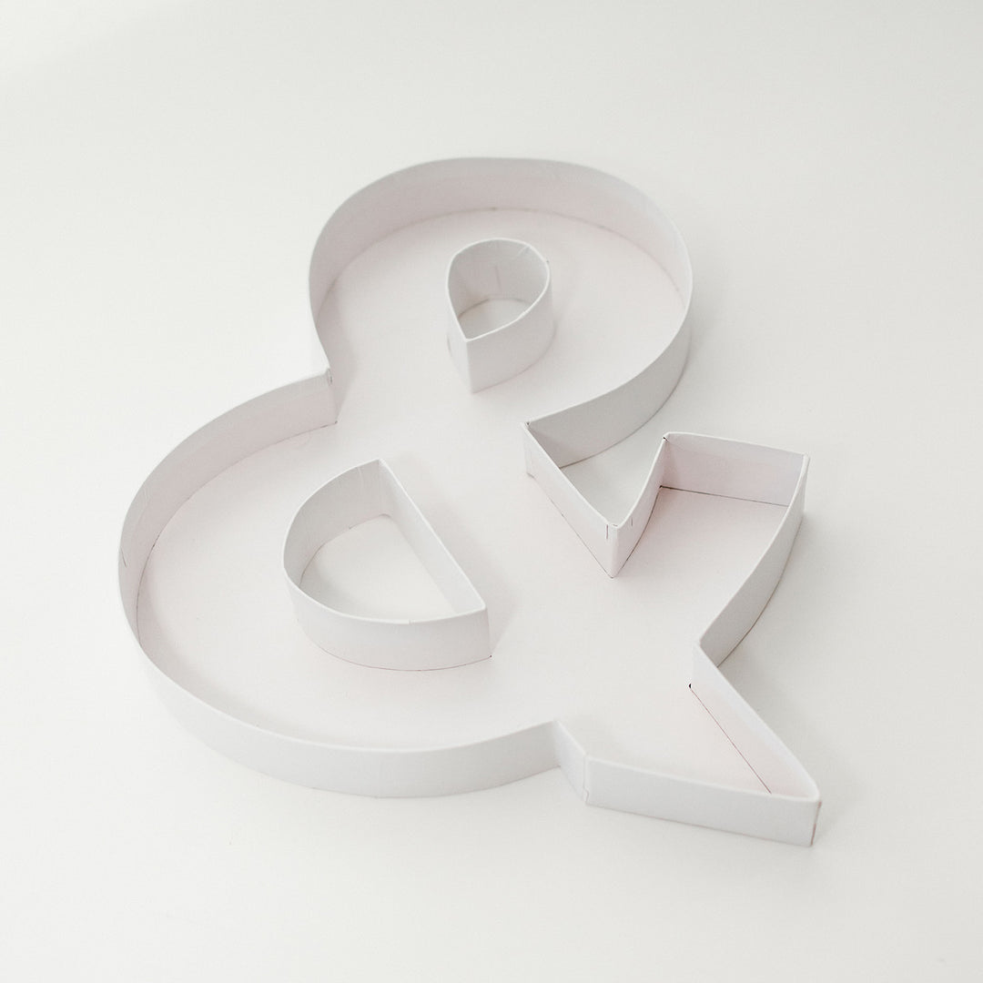 Shape Box ‘Ampersand’