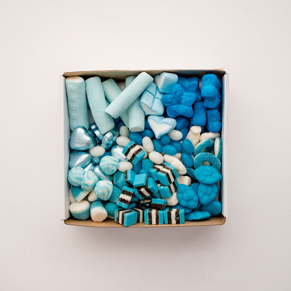 Blue & White Dream Theme